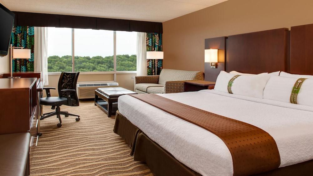 Holiday Inn Hotel & Suites Overland Park-West By Ihg Екстериор снимка