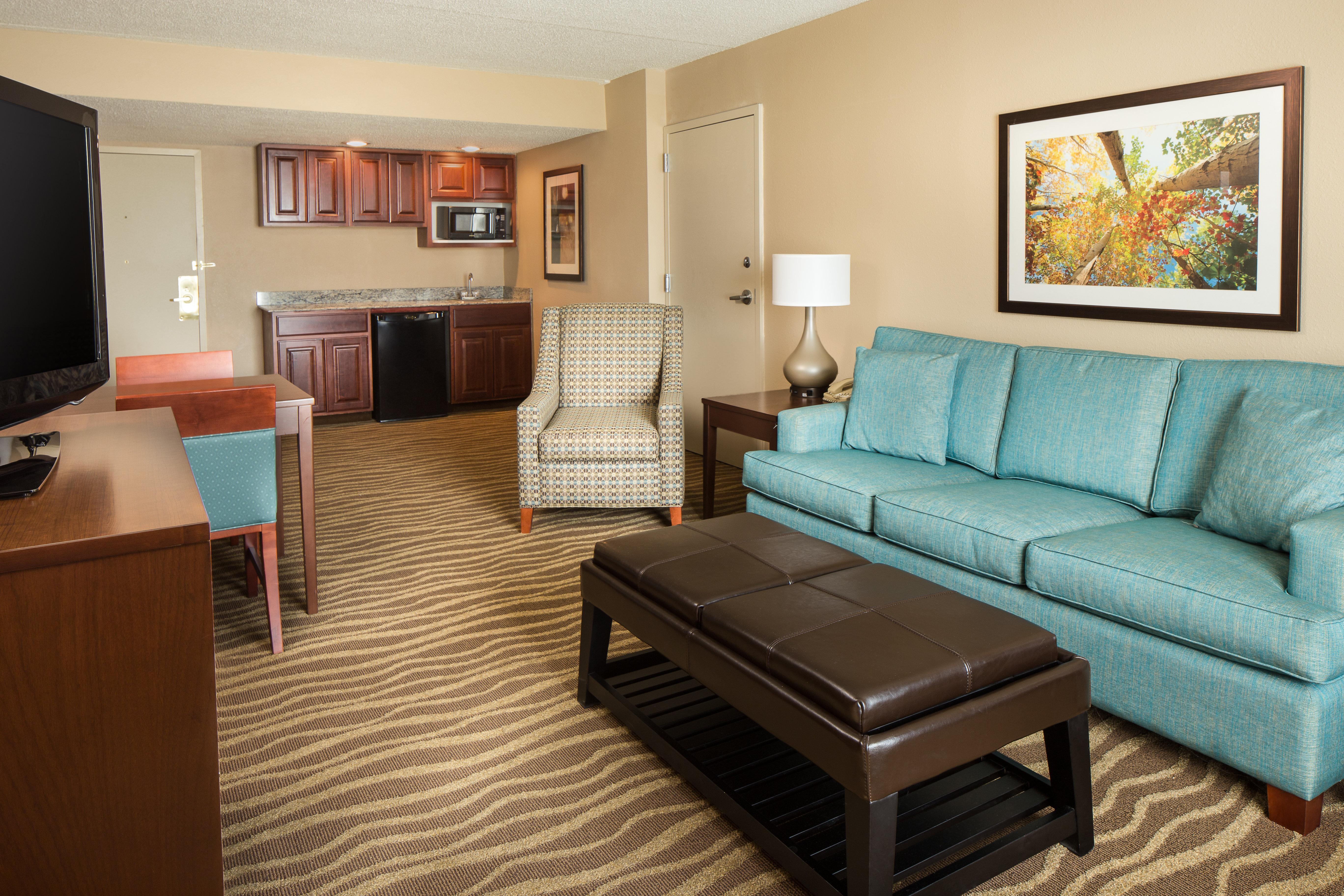 Holiday Inn Hotel & Suites Overland Park-West By Ihg Екстериор снимка