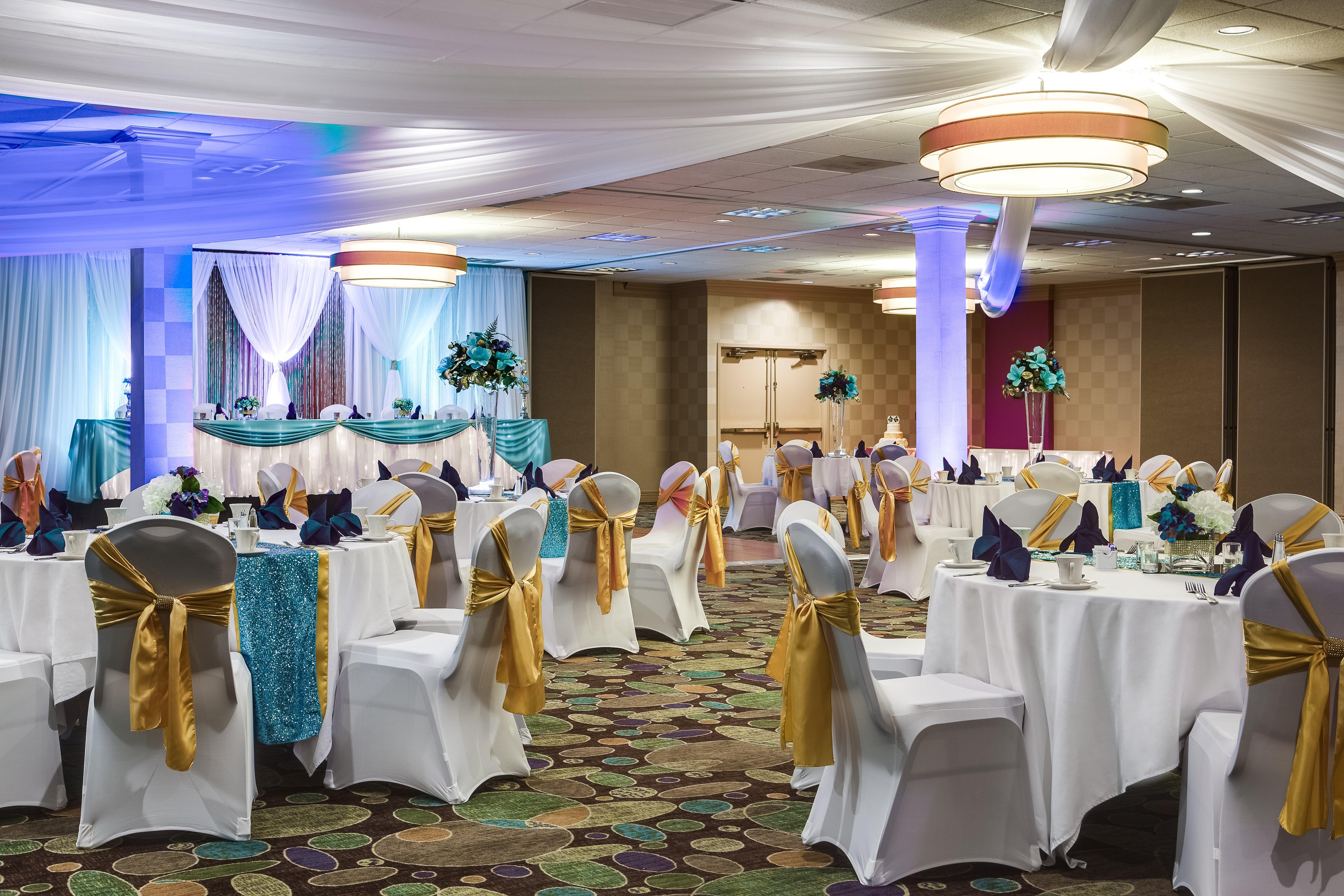 Holiday Inn Hotel & Suites Overland Park-West By Ihg Екстериор снимка