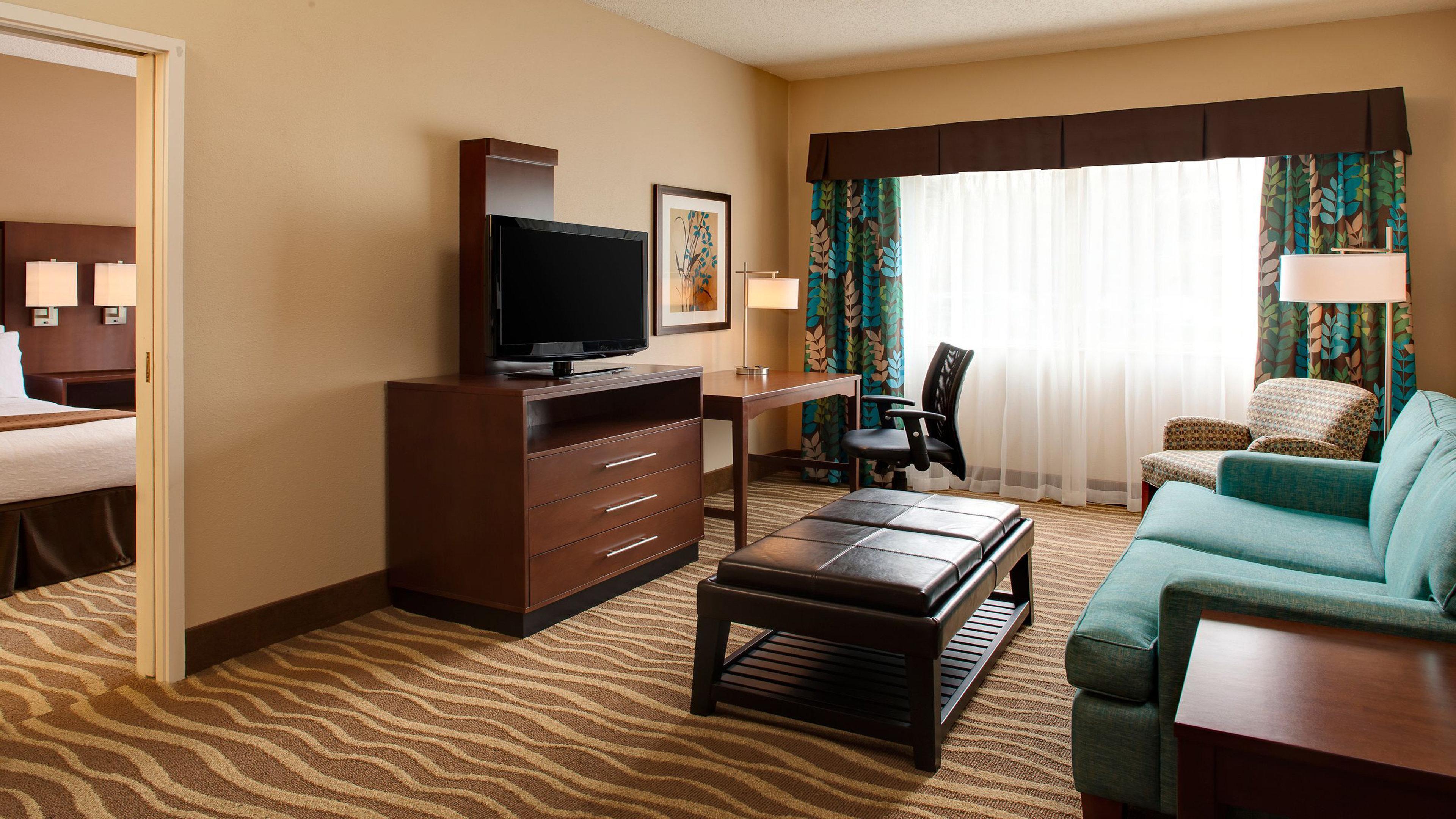 Holiday Inn Hotel & Suites Overland Park-West By Ihg Екстериор снимка