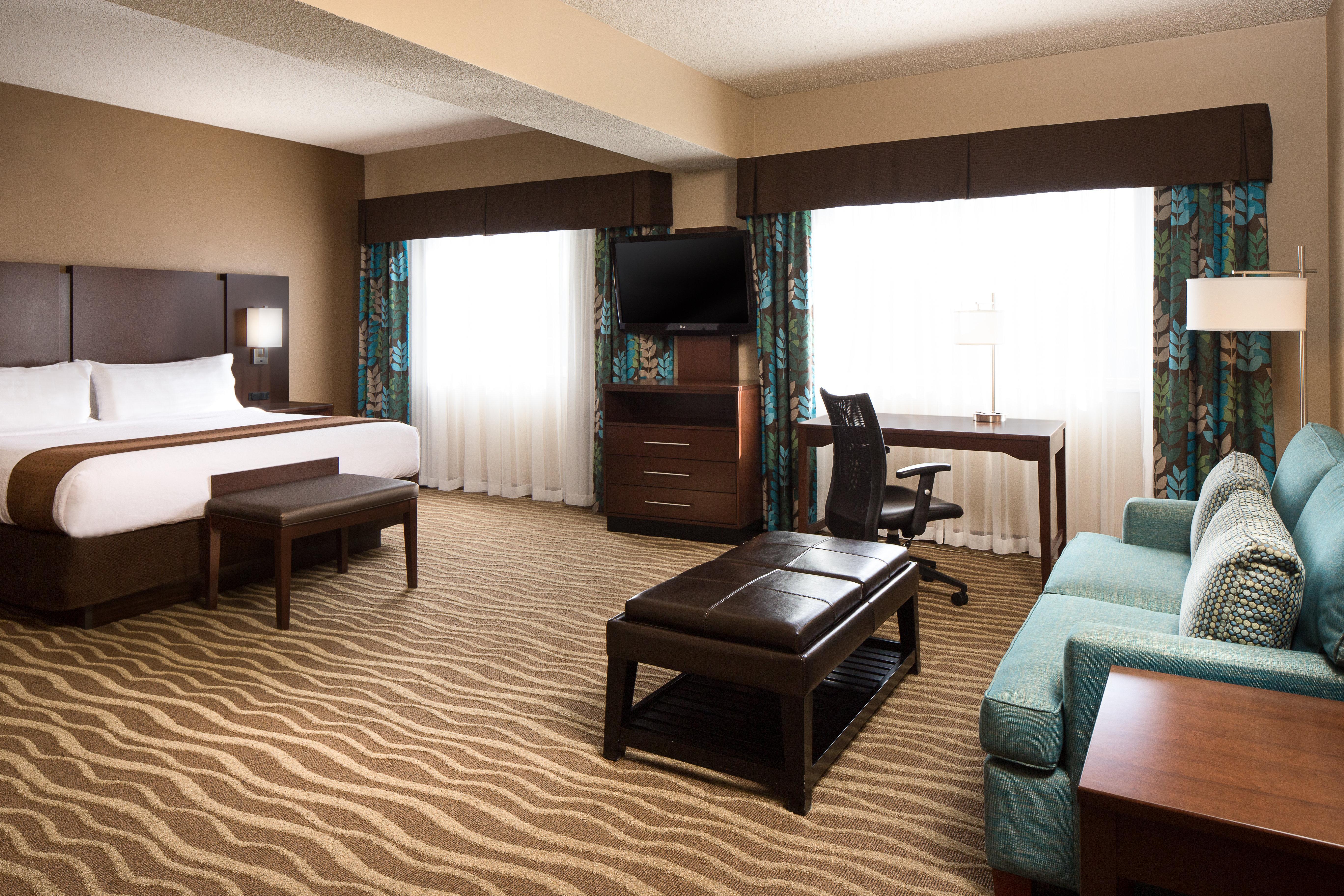 Holiday Inn Hotel & Suites Overland Park-West By Ihg Екстериор снимка