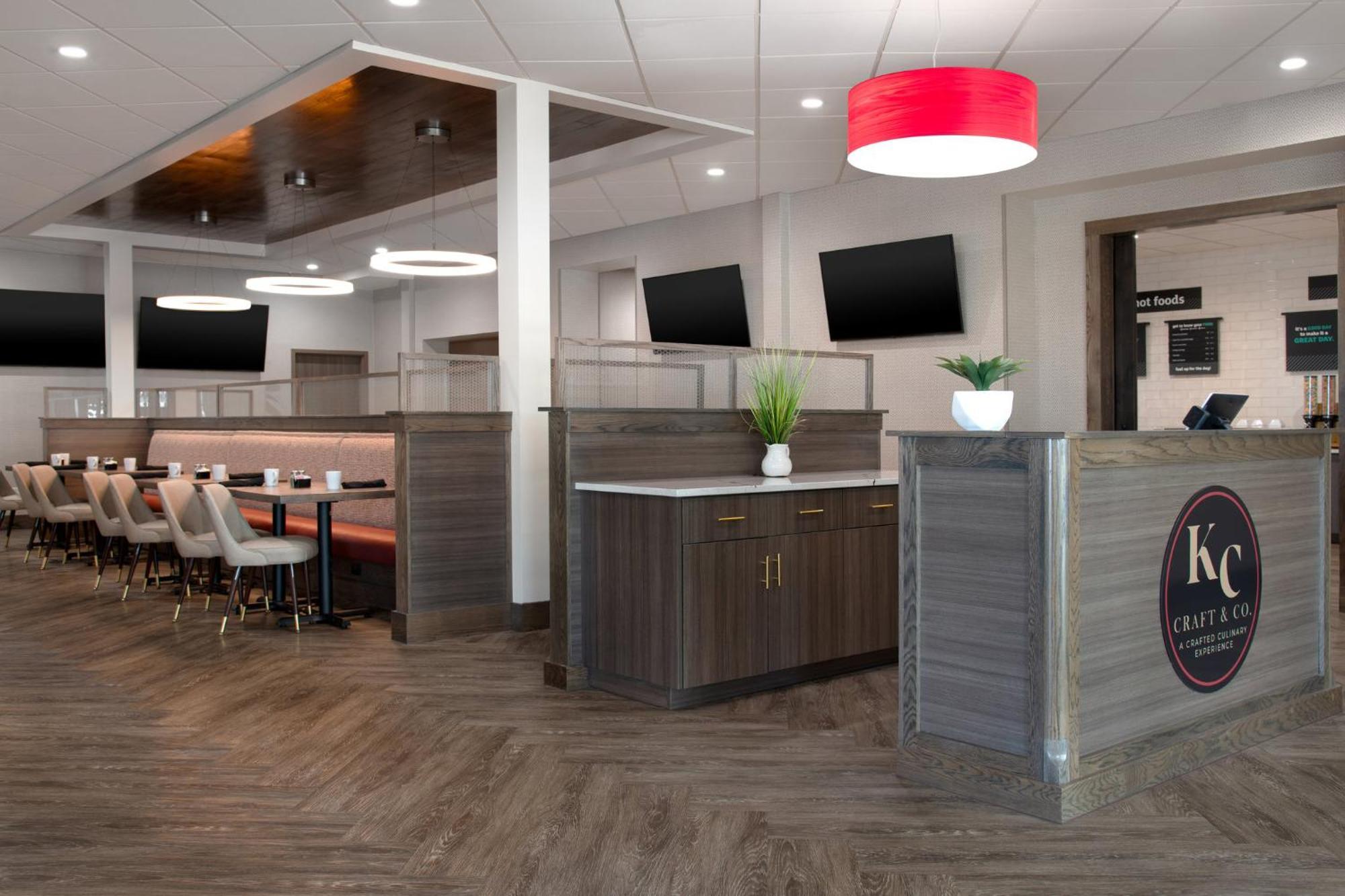 Holiday Inn Hotel & Suites Overland Park-West By Ihg Екстериор снимка