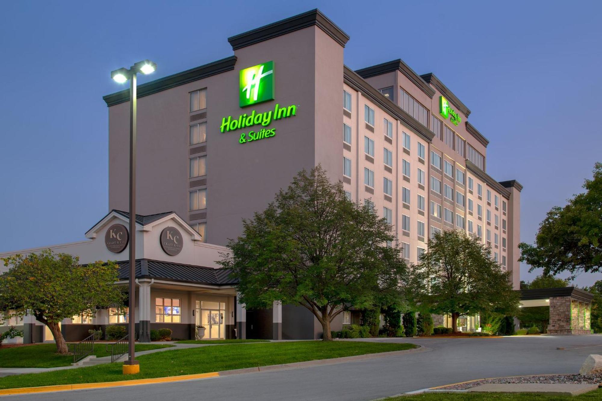 Holiday Inn Hotel & Suites Overland Park-West By Ihg Екстериор снимка